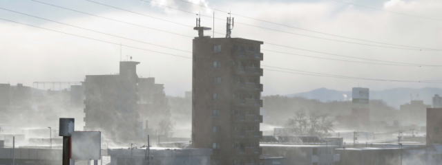 屋根吹雪